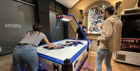 ARCADIA SALÓN RECREATIVO EN LEÓN